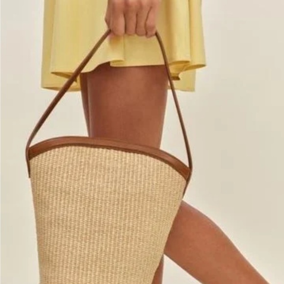 New • Reformation Giuliana Raffia Bag - Picture 4 of 5